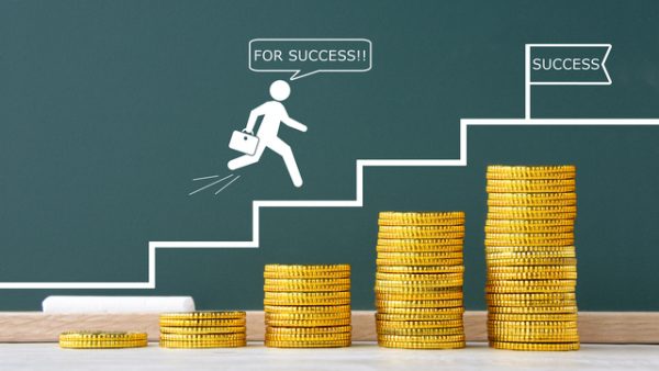 年収アップを目指す！電気主任技術者の転職成功事例集