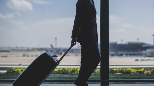 海外で活躍する電気主任技術者のリアルな体験談