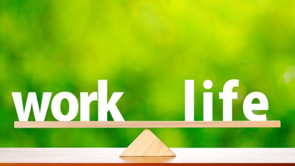 電気主任技術者のワークライフバランス。家庭との両立は可能？