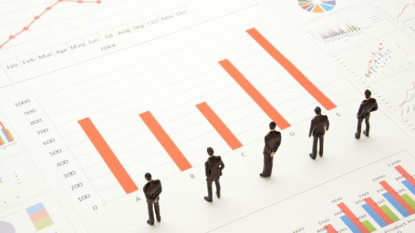 電気主任技術者の年収はどのくらい？企業規模や働き方でどう違う？