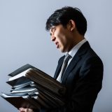 「働きすぎ」はもう古い？電気主任技術者の新しい働き方