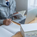 未経験から専門職へ。国家資格・電気主任技術者で築くずっと使えるスキル