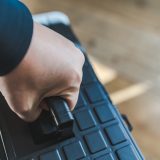 電気主任技術者の七つ道具！プロが現場で愛用する測定器と工具