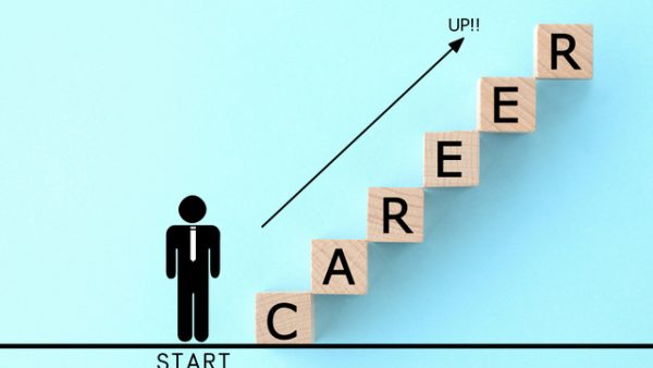 30代・40代からでも遅くない｜電気主任技術者へのキャリア転換と成功事例
