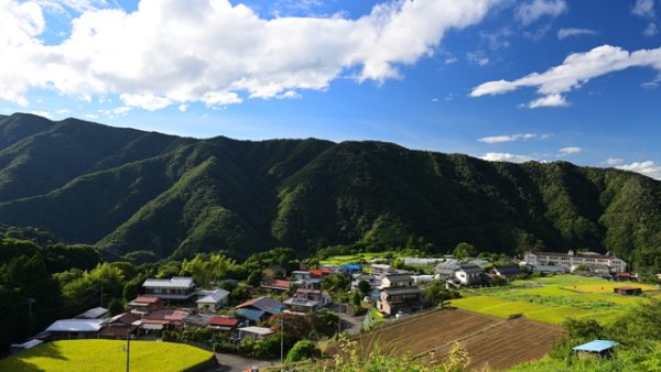 地方再エネプロジェクトと電気主任技術者が支える地域活性化